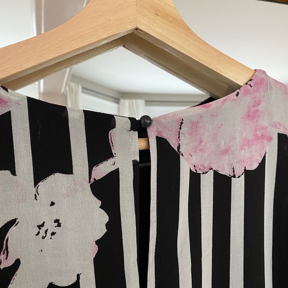 COPY - Floral Cold Shoulder Dress - Picture 6 of 8